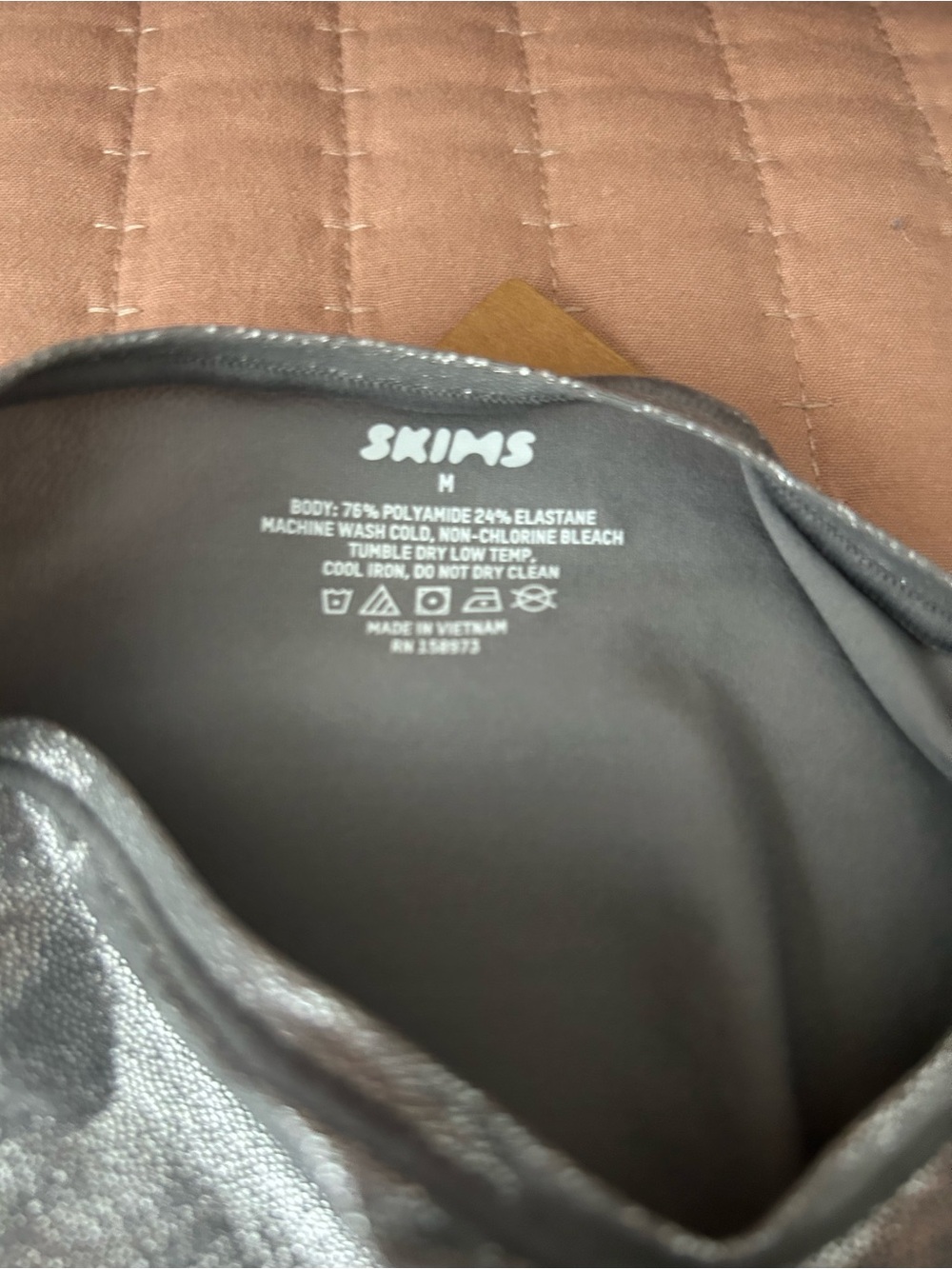 SKIMS Silver Metallic Long Sleeve Turtleneck Top - Picture 3 of 5